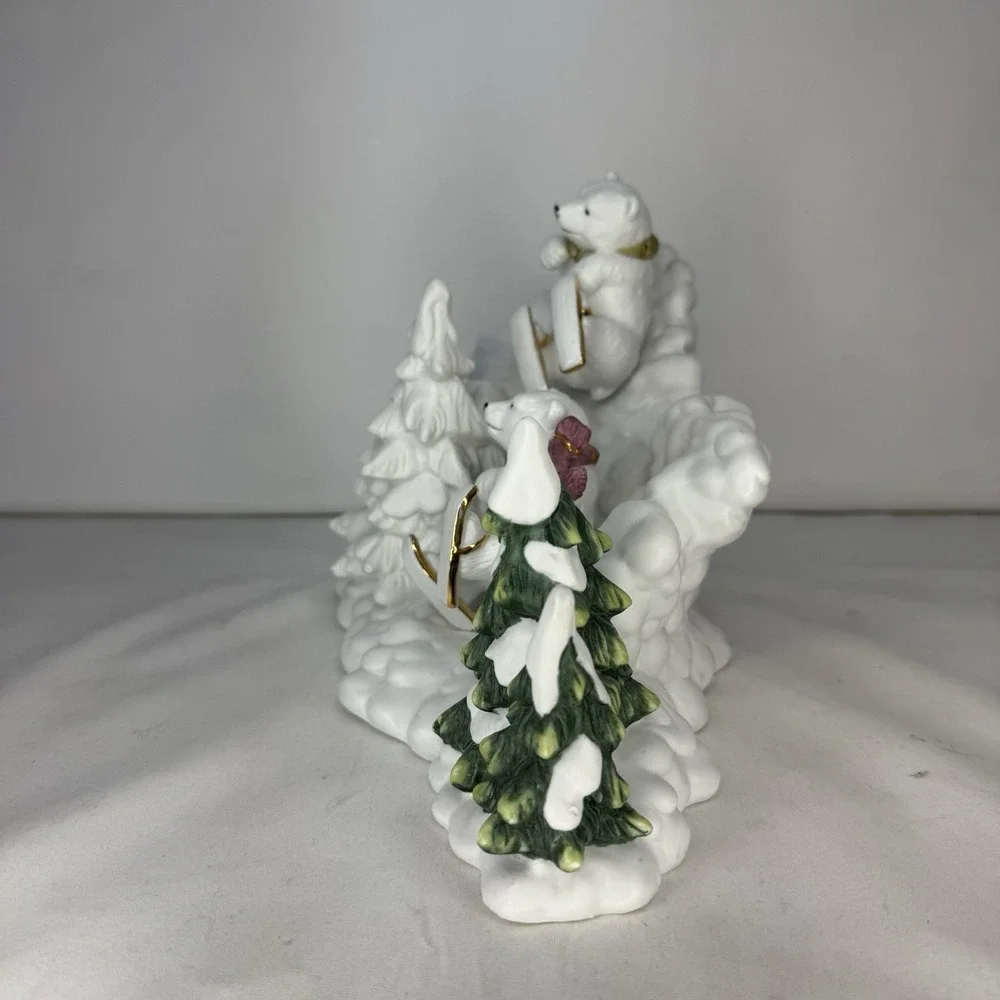 2002 Grandeur Noel Ceramic Christmas Figurine Bear Cubs Snow Holiday Decor‎